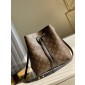 Monogram canvas  NEONOE 