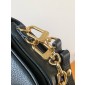 M46596 Pochette Métis East West
