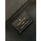 M46596 Pochette Métis East West