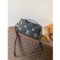 M46596 Pochette Métis East West