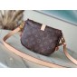 Louis Vuitton M46740 Saumur BB