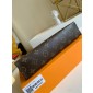 M47542 Toiletry Pouch  26