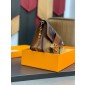 M68746 Dauphine chain wallet  