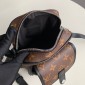 M69404 Wearable wallet  