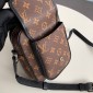 M69404 Wearable wallet  