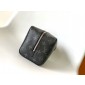 M83113 Trousse Toilette Locker Dopp Kit