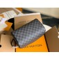 N47527 king size toiletry bag 