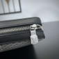Louis Vuitton Tro Messenger 
