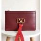 Valentino Pouchette Vring in Vitello